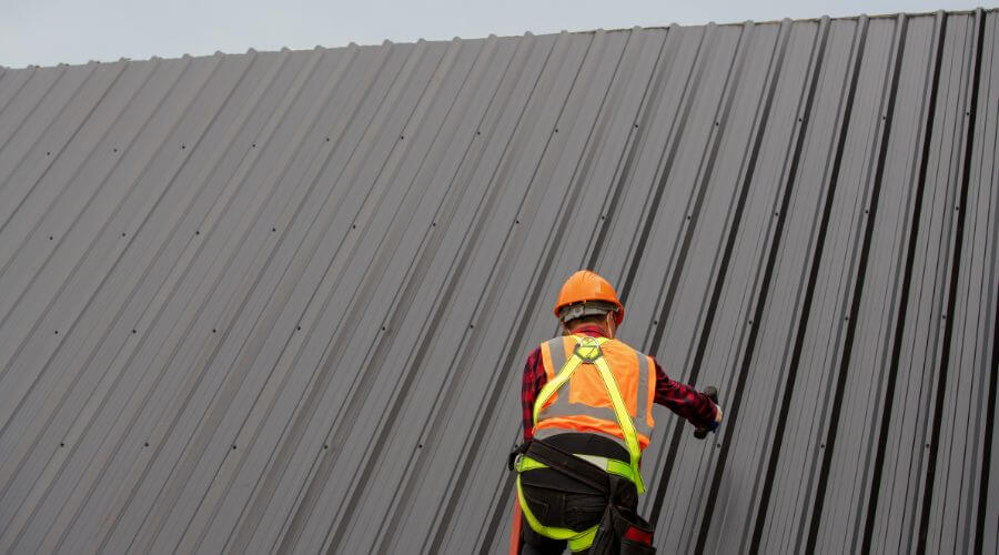 Professional metal roof installation services in Earlsboro, OK